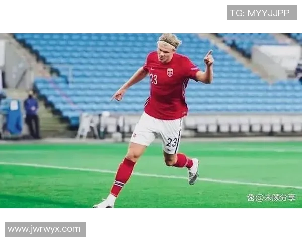 13号球衣背后的传奇人物：足球场上的独特光辉与荣耀